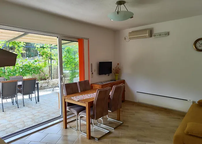 M&d Potok 아파트 코미자